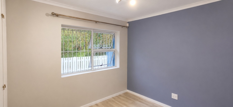 To Let 3 Bedroom Property for Rent in Simons Town Western Cape